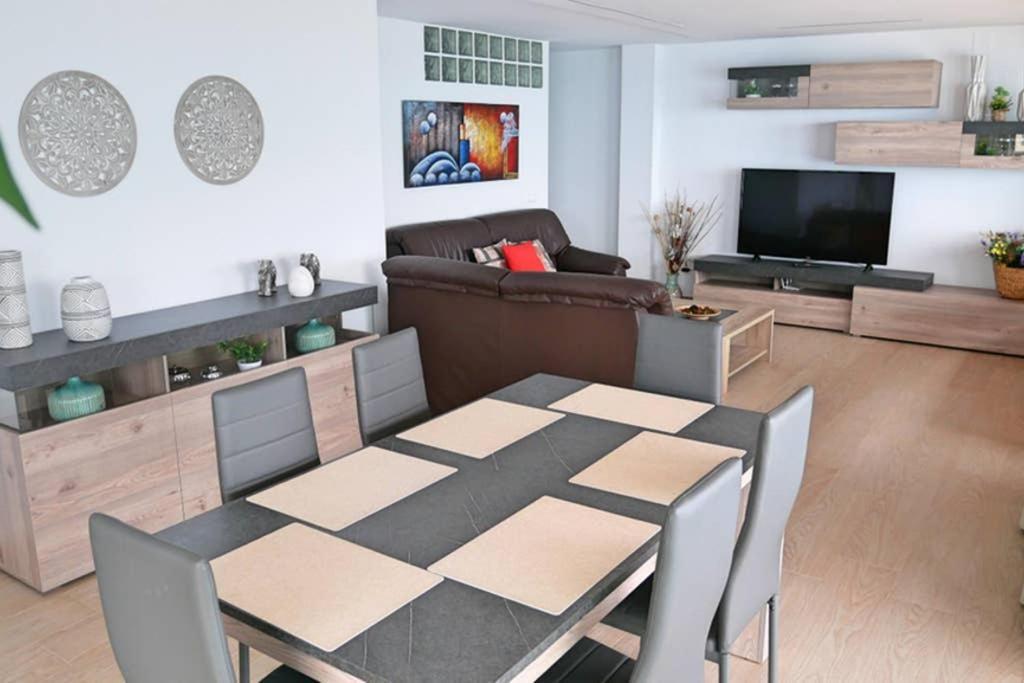 Apartment Levante Front Of The Sea Estacha *